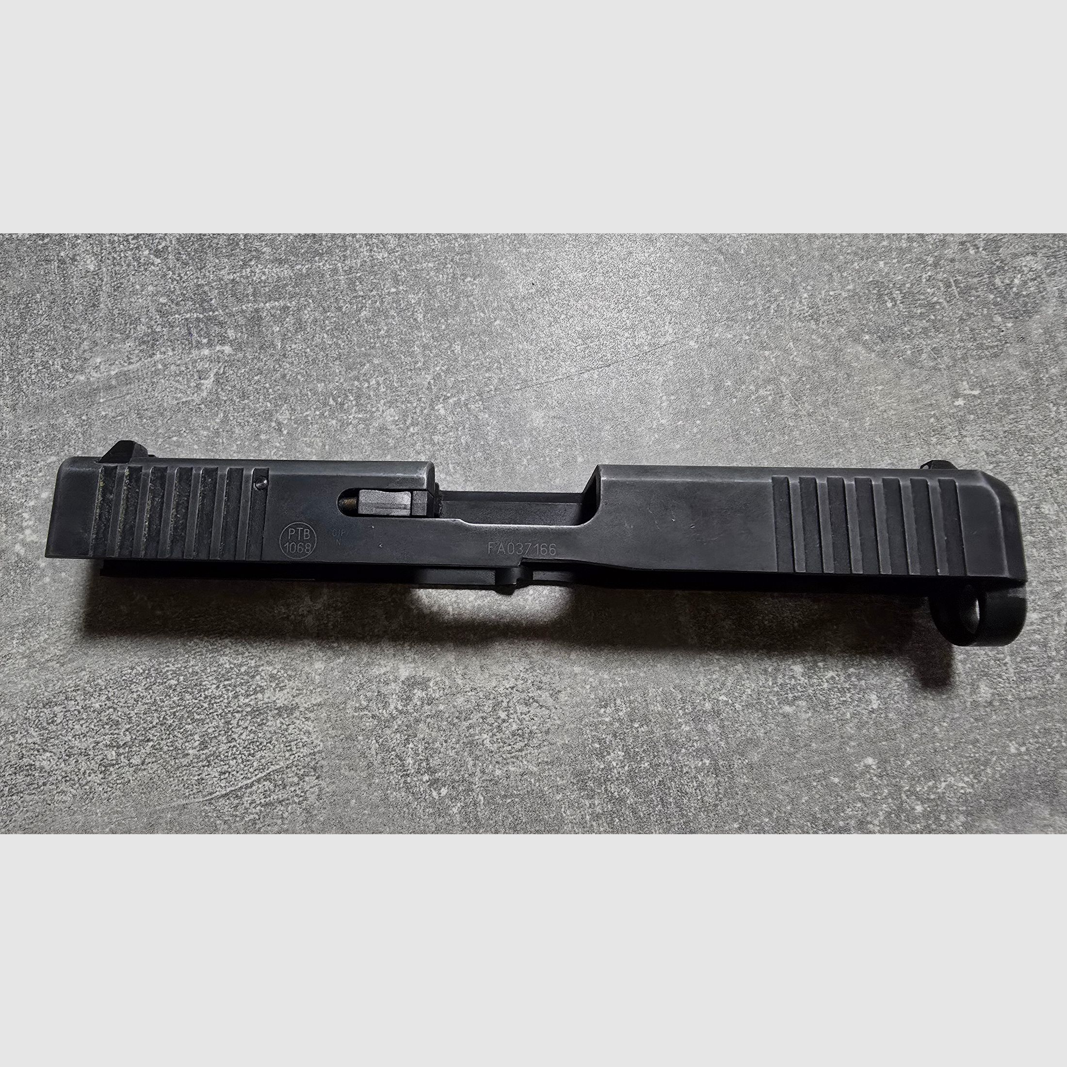 Umarex Glock 17 Gen 5 9mm PAK / Schreckschuss
