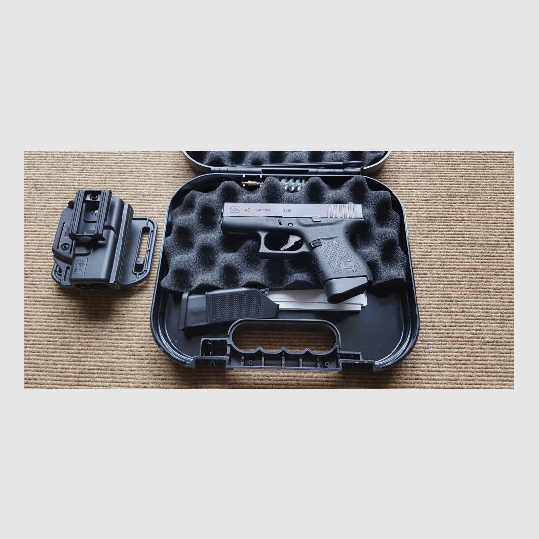 Glock G43 mit Holster