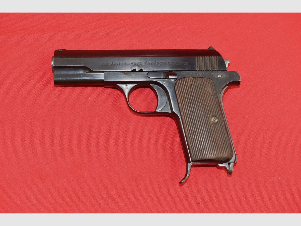 #8015 FEMARU 37M pistola, cal. 9 mm corto, imagen 1 de 18