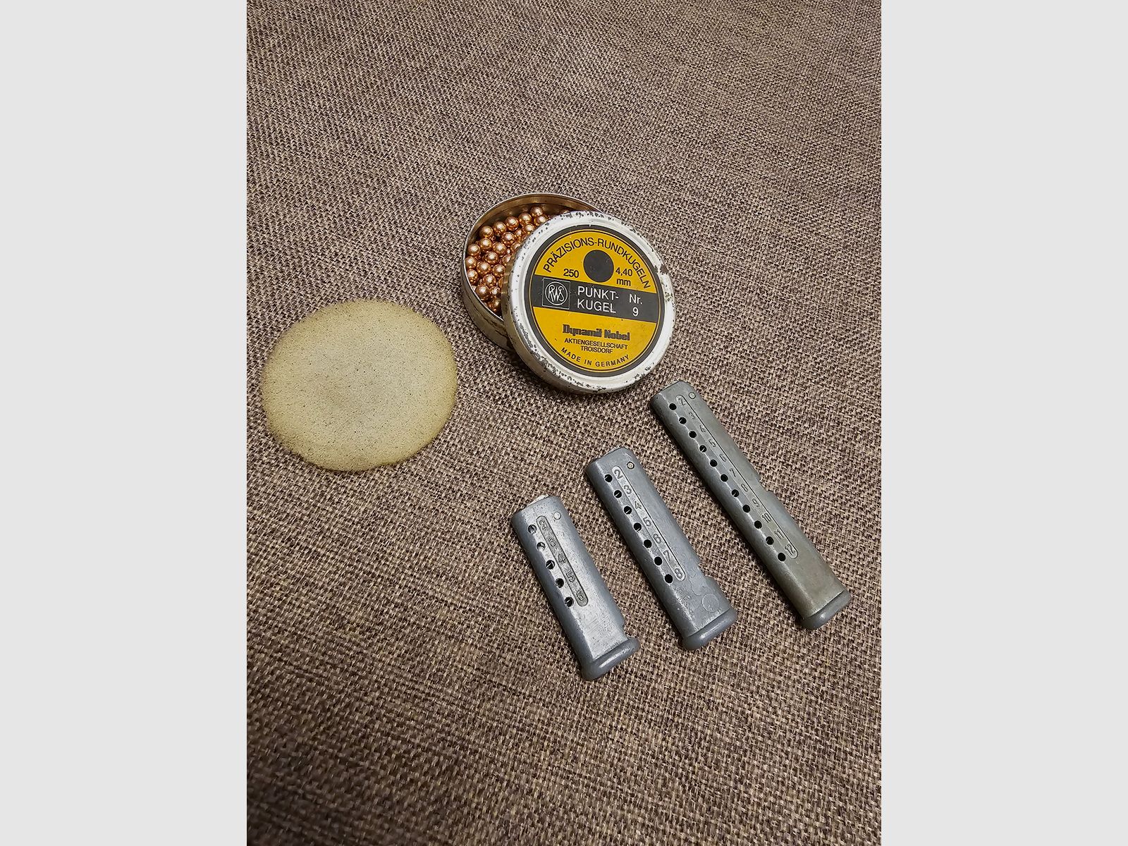 Haenel Suhl 310, Anschütz 275 Magazine Suhl + balles à point