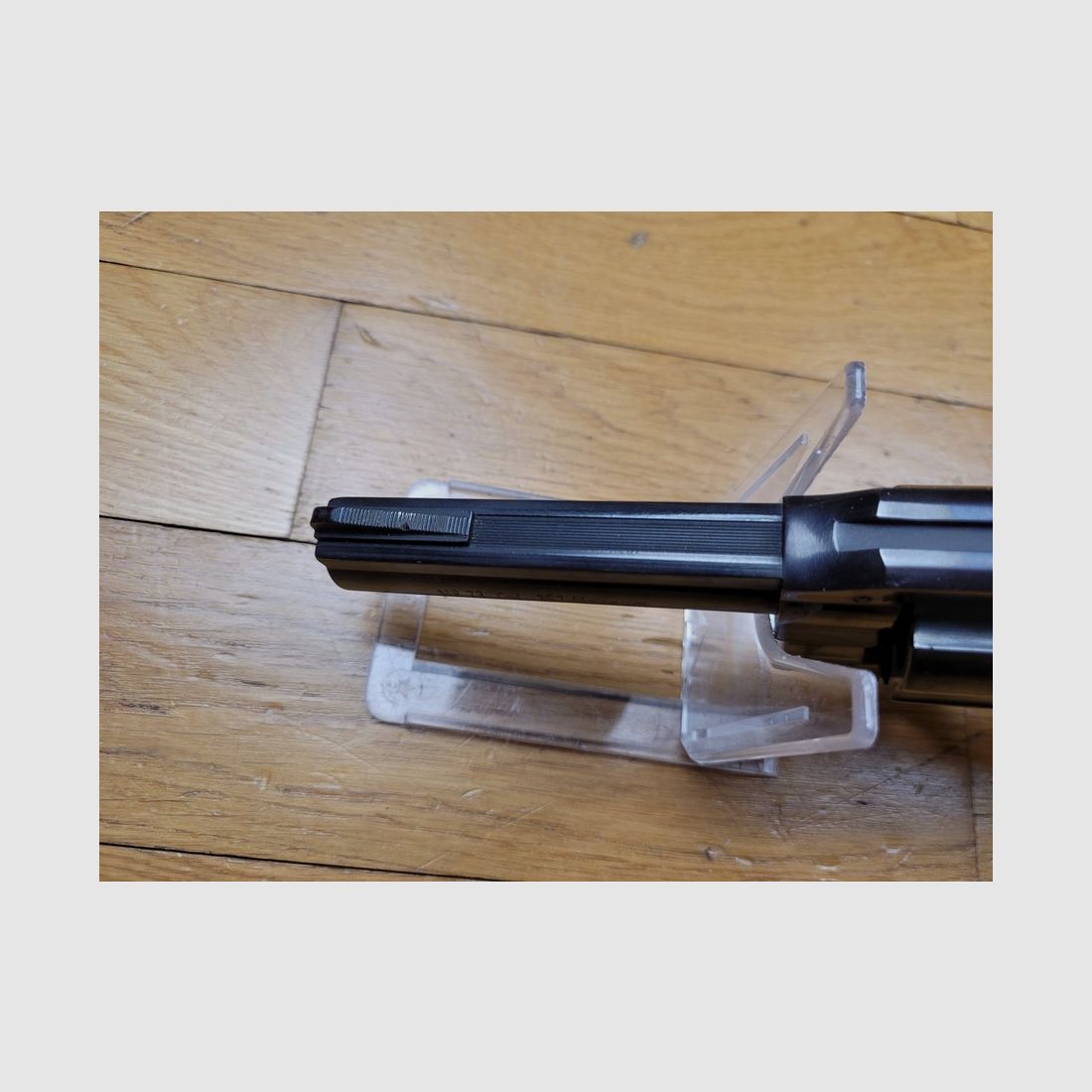 Sehr schöner Revolver Manurhin MR73 Police 4 Zoll – .357 Mag – Herstellung Manurhin Serie C von 1980 – schöner Brünierung – Lauf und Kammern spiegelnd – enger Durchmesser 355′ – einer der »echten« MR73 Sammlerstücke! – TBE, Bild 10 von 17