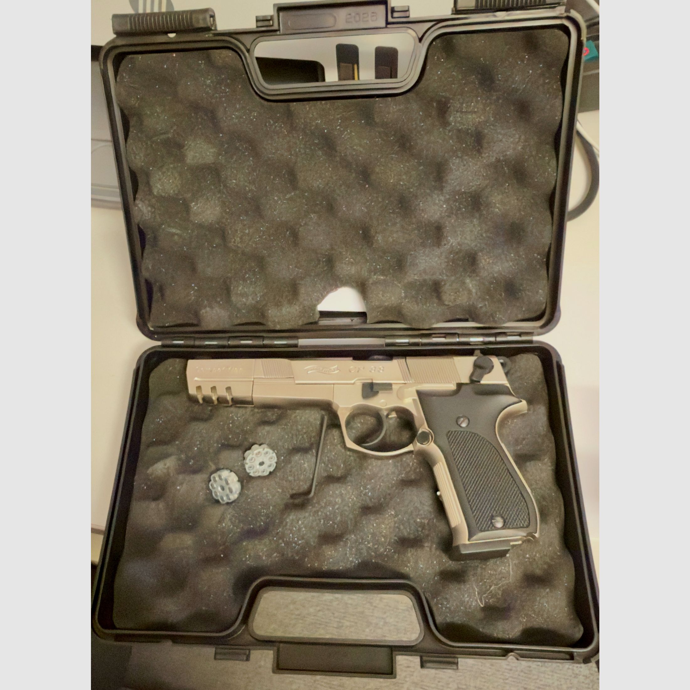 Walther CO2 Pistolet CP88 Competition de 2026, image 2 sur 3