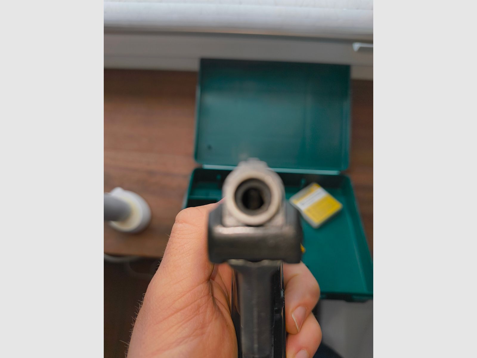 6ME 8 Detective Schreckschusspistolen