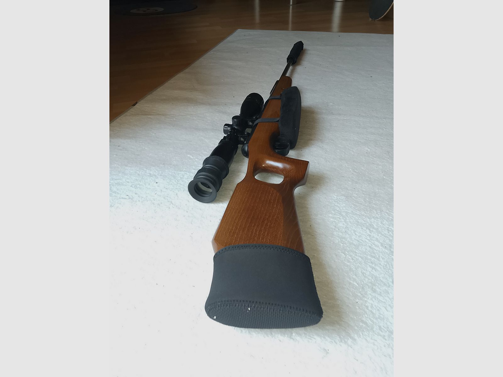 Ruger Air Hawk luchtgeweer kniklader 4,5mm .177 Target Sniper geluiddemper tactisch 3-9x40 richtkijker matchkwaliteit als nieuw