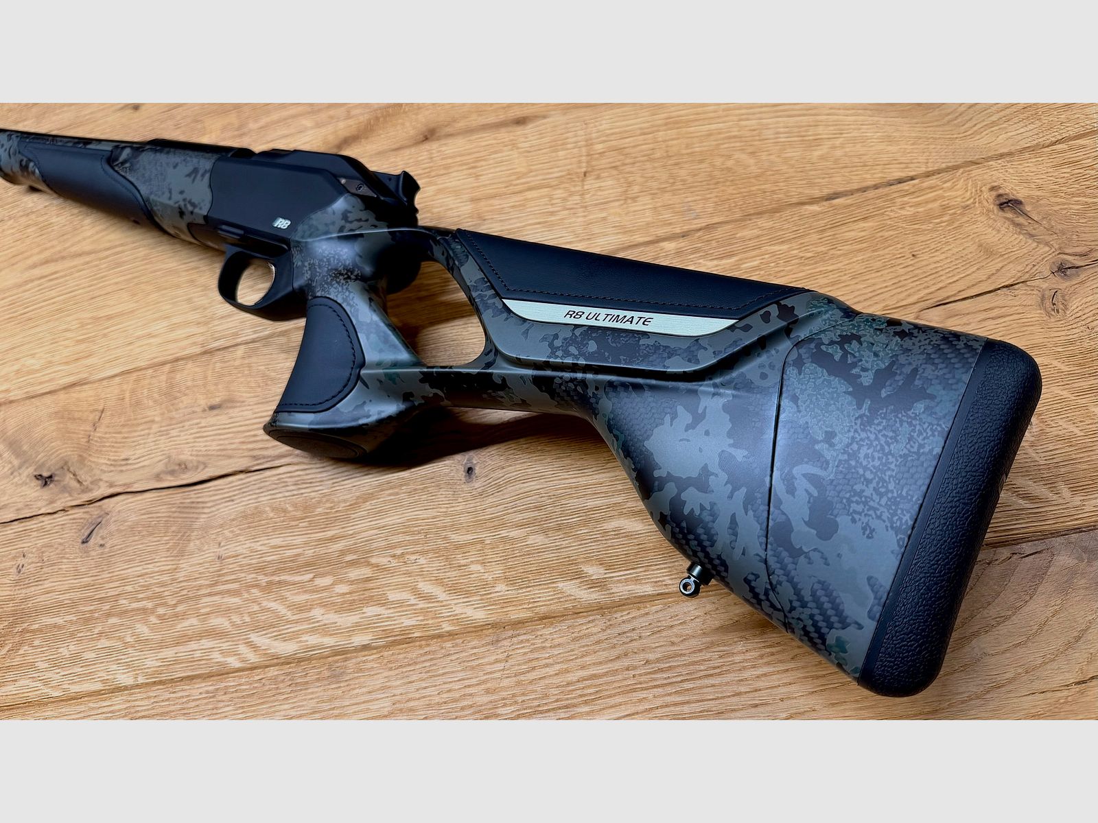 Blaser R8 Ultimate Carbon Huntec Camo arma completa / calibre seleccionable / logo plateado / Semi Weight
