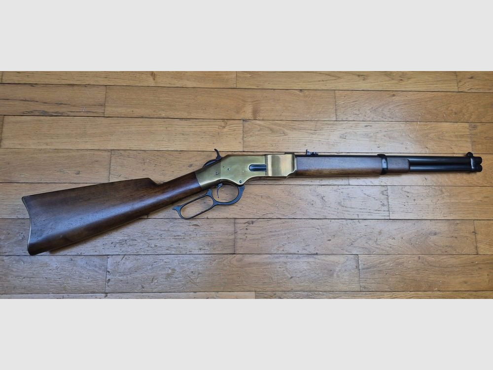 Très belle Winchester 1866 – Modèle Carabine pour Navy Arms – Arme Uberti Made in Italy de 1973 – Cal. 44-40 Win – 9 coups +1 – Excellent état ! – Une des meilleures si ce n&rsquo;est la meilleure reproduction pour le marché US – TBE+ /TBE++, image 2 sur 32