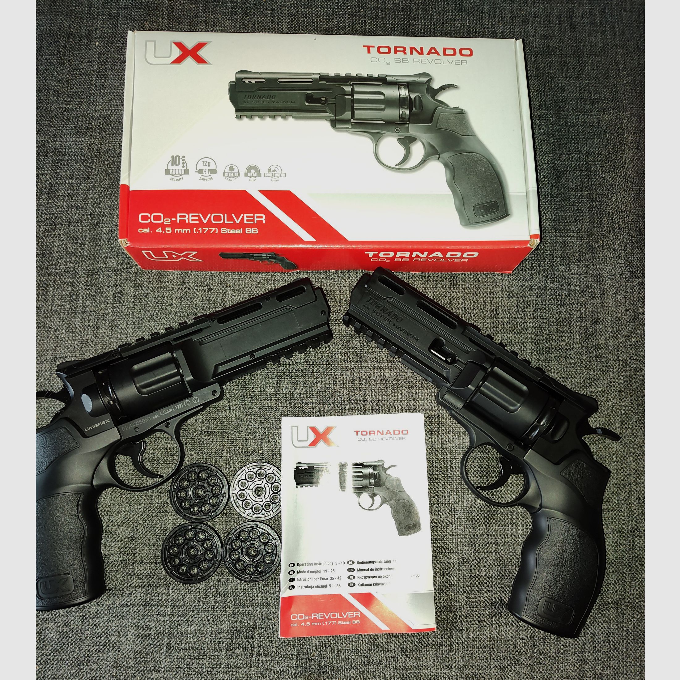 2 Umarex Tornado CO2 BB revolver with 6 magazines, instruction manual + original packaging