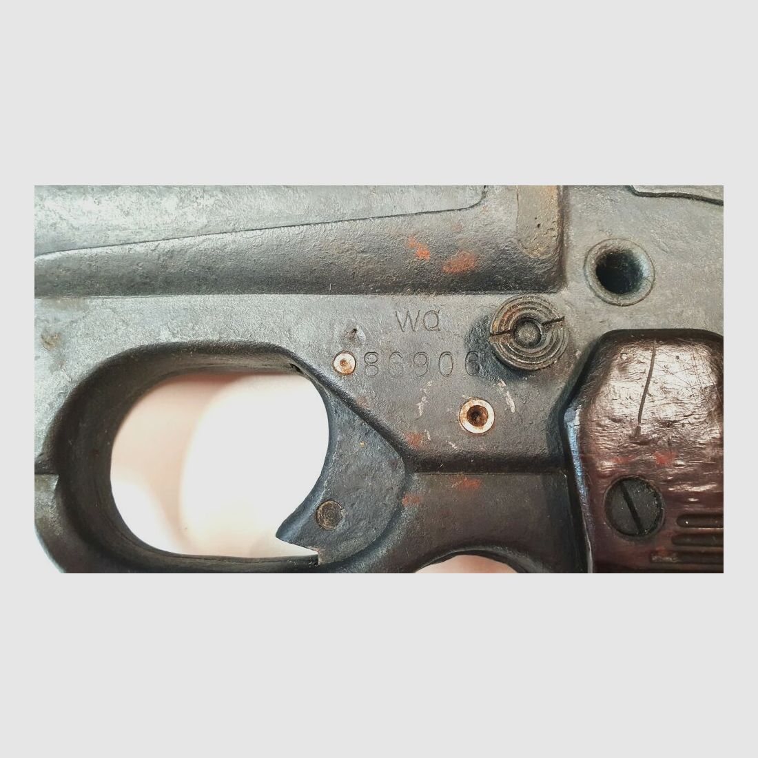 Schneider Hugo Signal Pistol Schneider Hugo Model 42 - 4 (Signal)