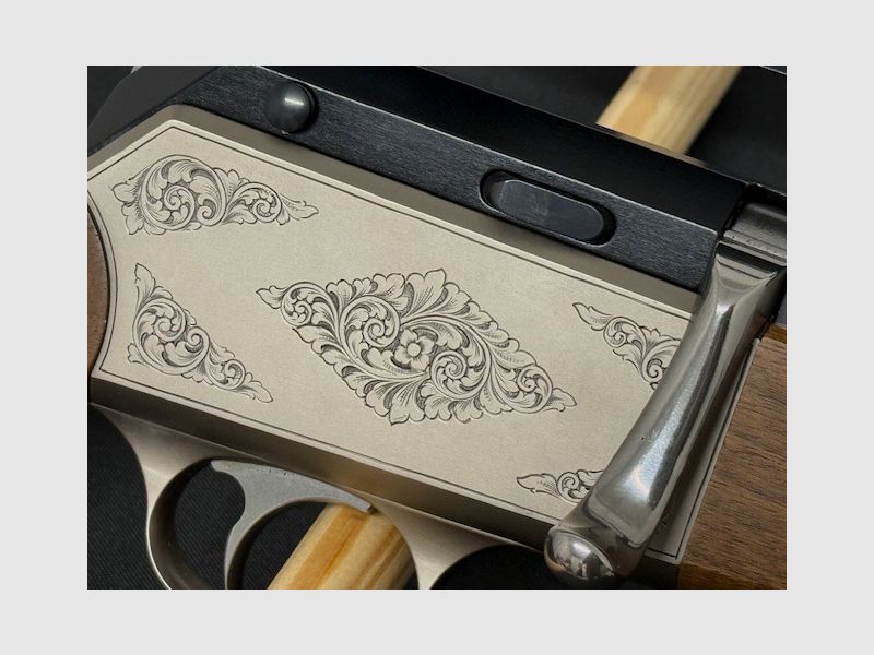 Blaser SR 830 Repetierbüchse Kaliber .300WinMag incl Swarowski und Transportkoffer 