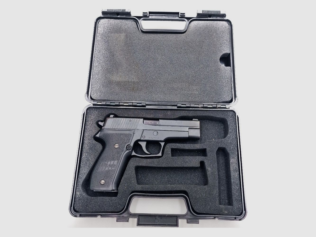 SIG P226 9X19mm (używany), zdjęcie 3 z 3