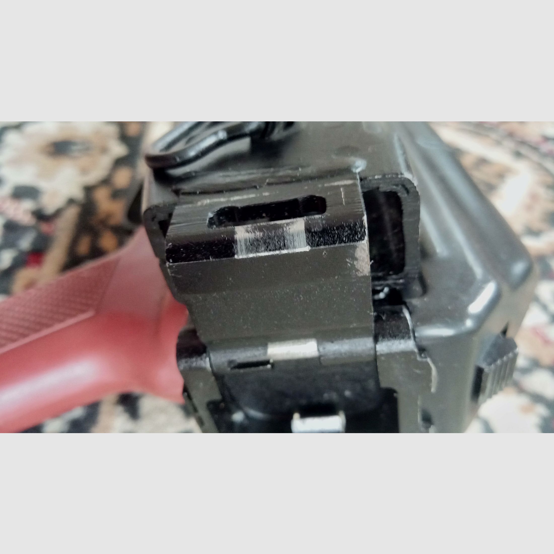 Absolument de haute qualité et proprement fabriqué russe 5,5 mm Saiga / Izhmash Squelette Crosse pliante pour AKS-74 / AK Crosse pliante 5.5 Triangle Side Folder