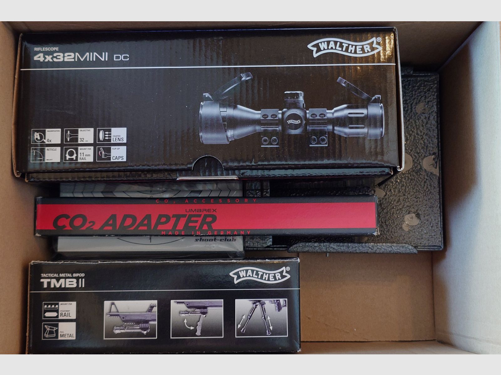 Umarex 850 m2 with CO2 adapter and Walther scope + lots of accessories