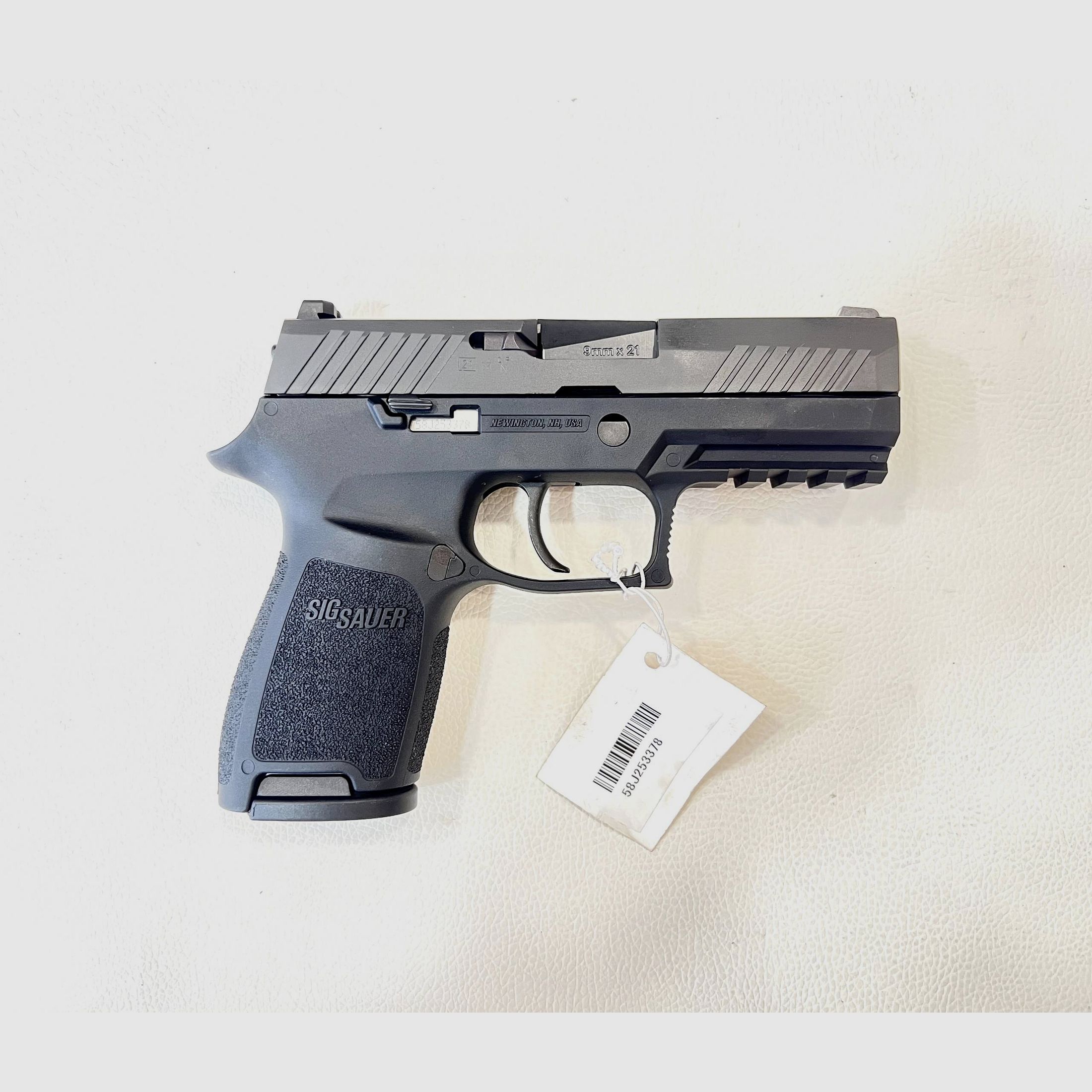 SIG SAUER P320 – 9X21, Bild 2 von 2