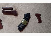 Set di protezione MPi AKMS dell'Est Germania per AKM e AK74 in bakelite e plastica // montaggio indiretto anche possibile per NEDI SDM Type 56