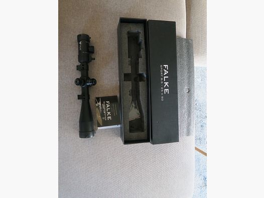 Telescopio FALKE 8,5-25x50 mildot