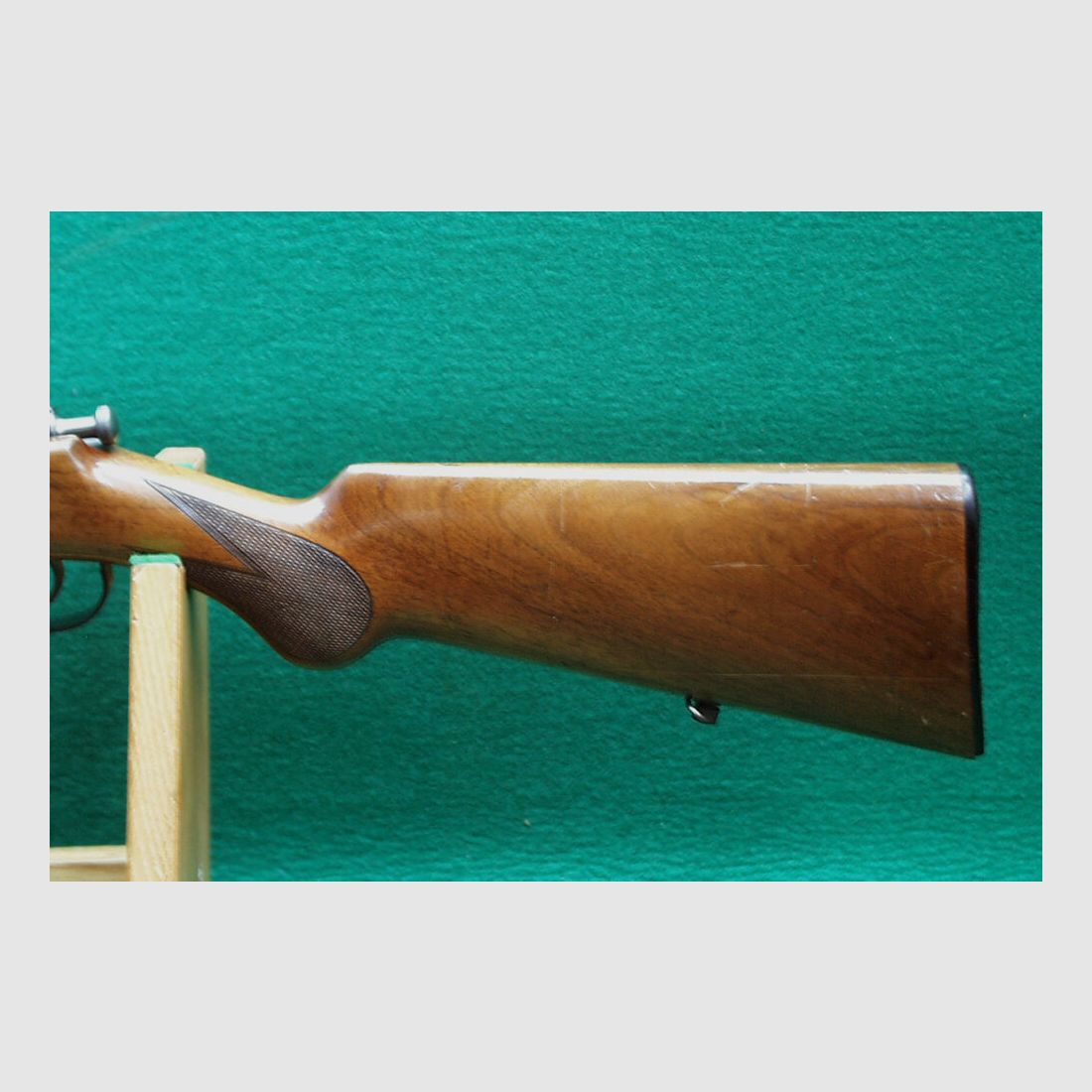 Anschütz single-shot rifle