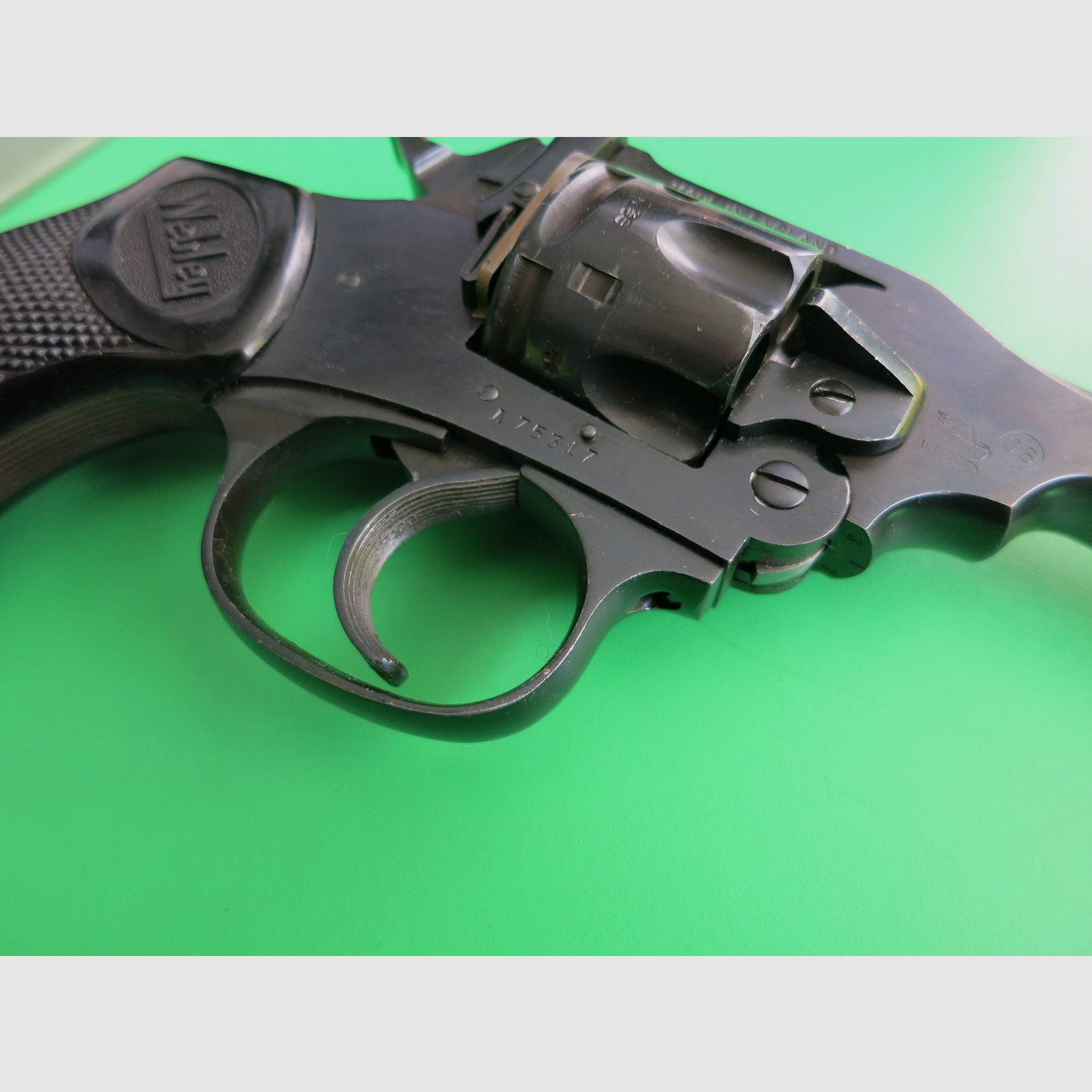 Revolver à bascule Webley & Scott Mk IV, Birmingham, Cal. .38, Police de l'Afrique du Sud britannique (BSAP) #68