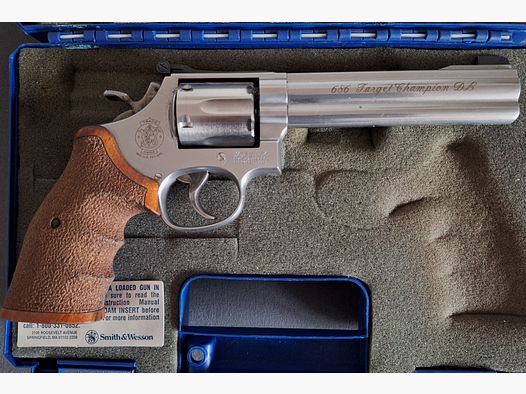 Smith & Wesson / 686 Target Champion Revolver .357 Magnum zu verkaufen.