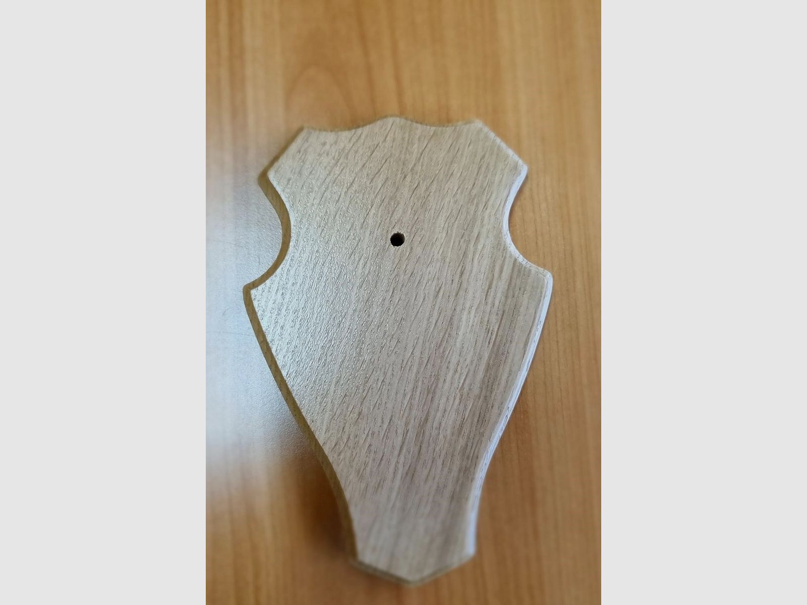 Massieve eiken schild voor ree - afgerond - 22 x 14 cm