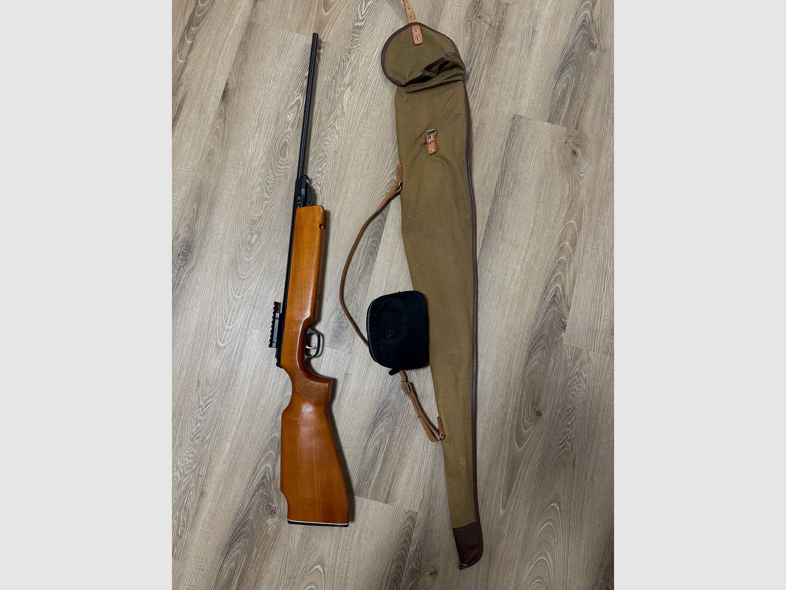 Haenel 303 Super DDR Luftgewehr mit Tasche