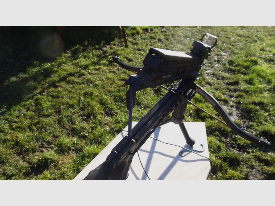 Armbrust Steambow AR6 Pfeile Kriegspfeile Red Dot Visier Stativ