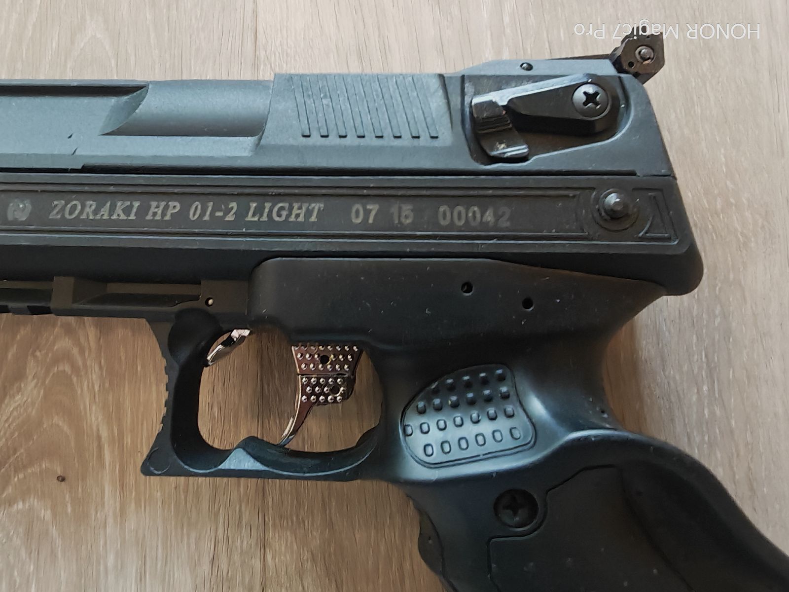 Zoraki HP01, 4,5 mm, mallette d'arme, poignée de match, silencieux, comme neuf.