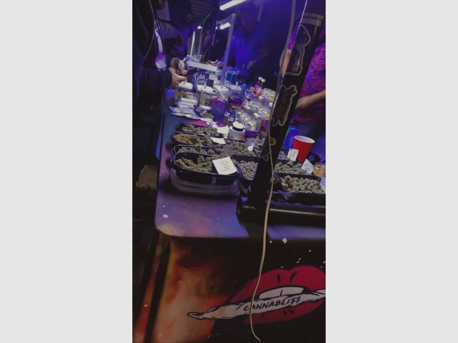 Hot cocain:we'll keep you coming back. Coke:up all night,no boners.cocain.Big whoop Text me on google chat