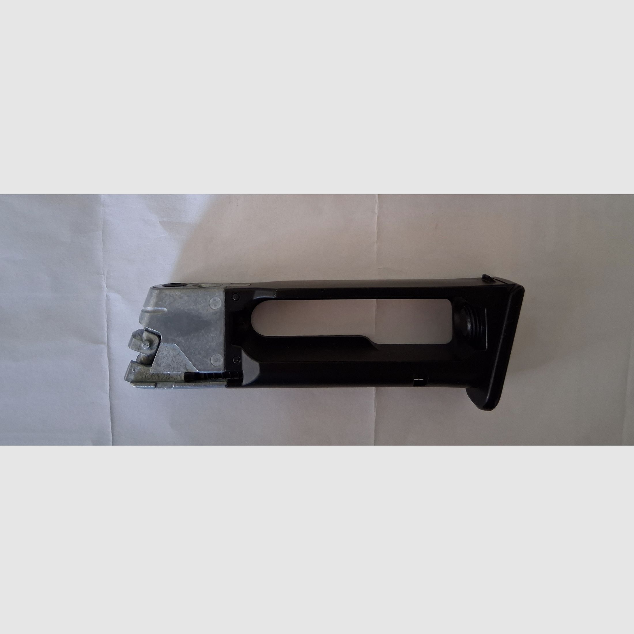 Magazin für CO2 Pistole ISSC M22 WG Blow Back, Kal. 6 mm BB, (neuwertig)