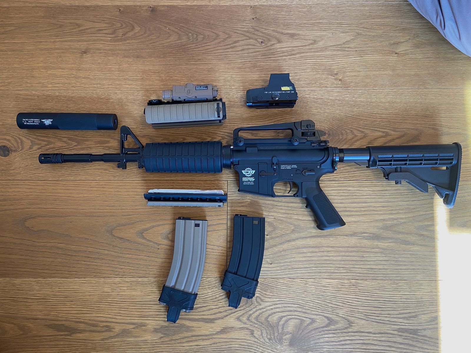 G&G M4A1 S-AEG m. Zubehör