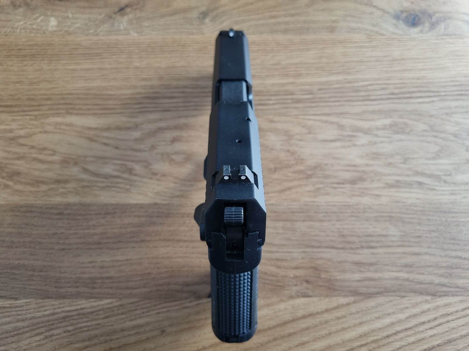 Airsoft VFC P8A1 GBB