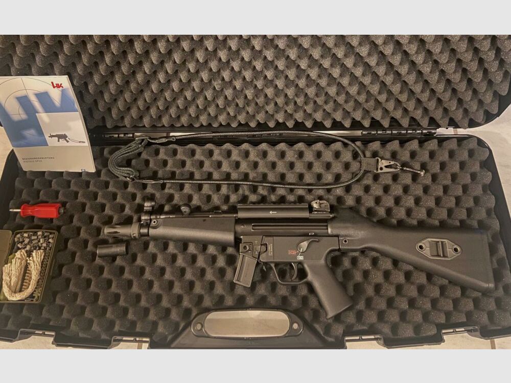 Heckler e Koch SP5 (MP5) con slitta Picatinny HK, immagine 2 di 2