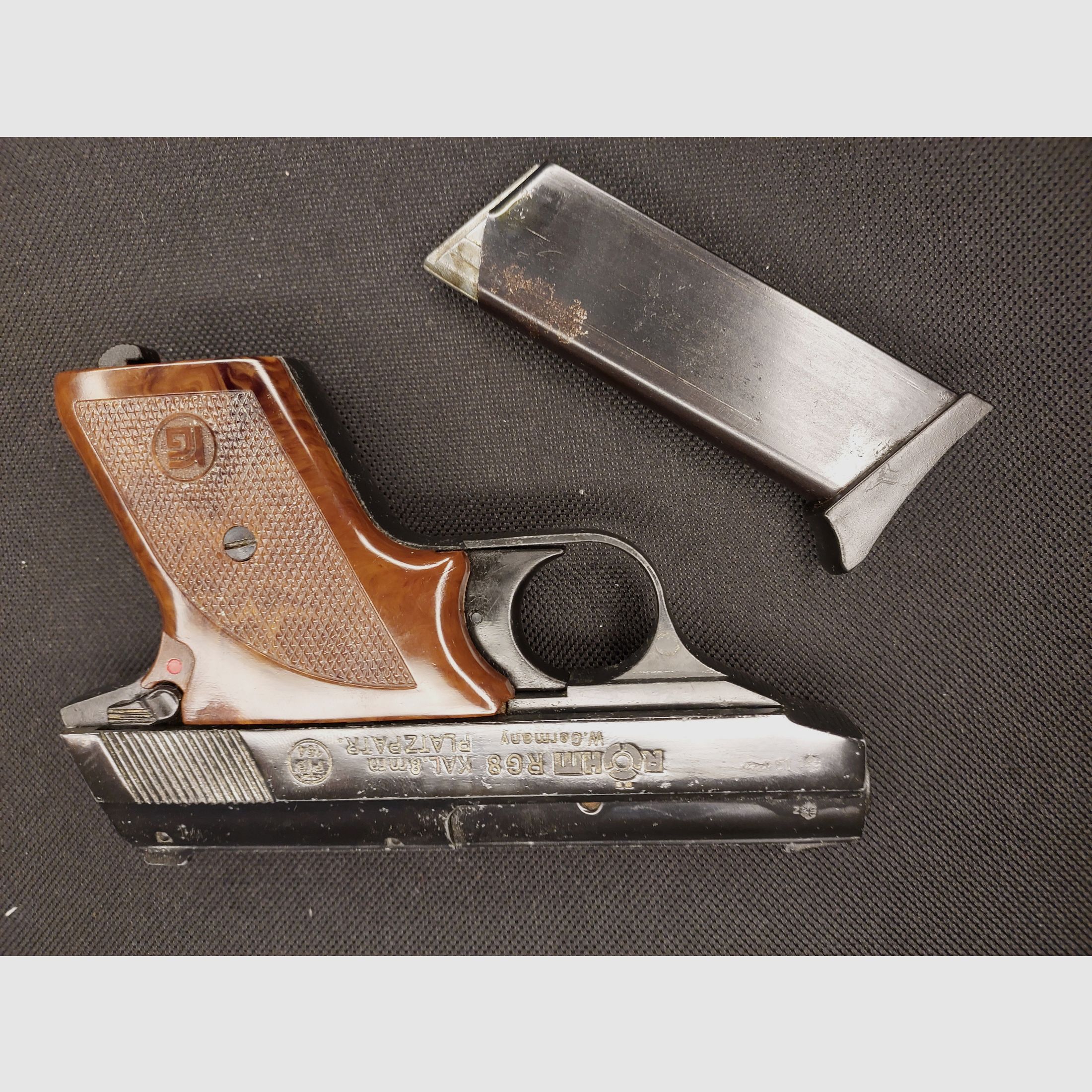Röhm RG8 (RG 8) Schreckschuss Pistole Kal. 8mm (PTB 154)