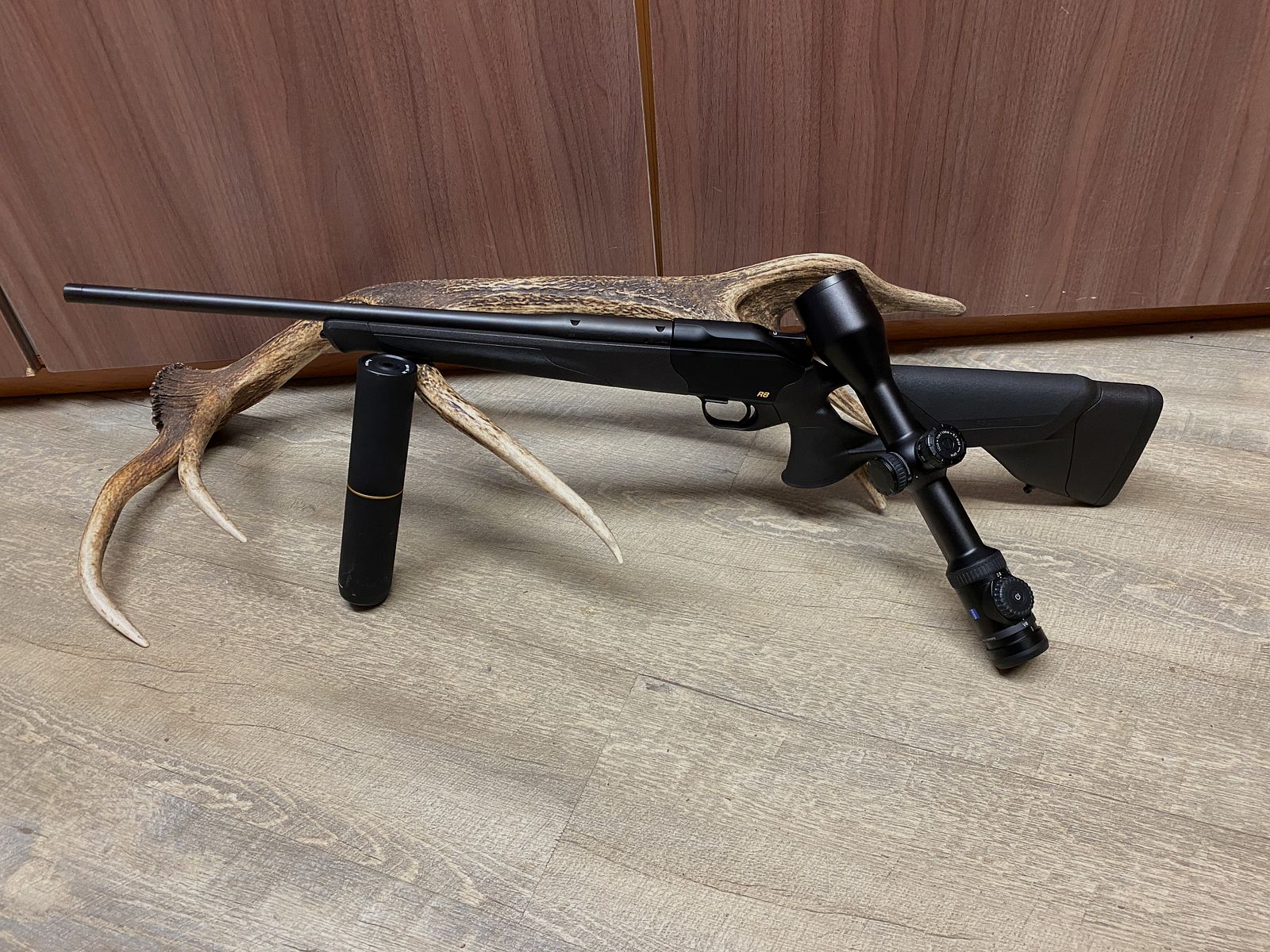 Blaser R8 Ultimate, met Zeiss Victory V8 2,8-20x56 M, met rail