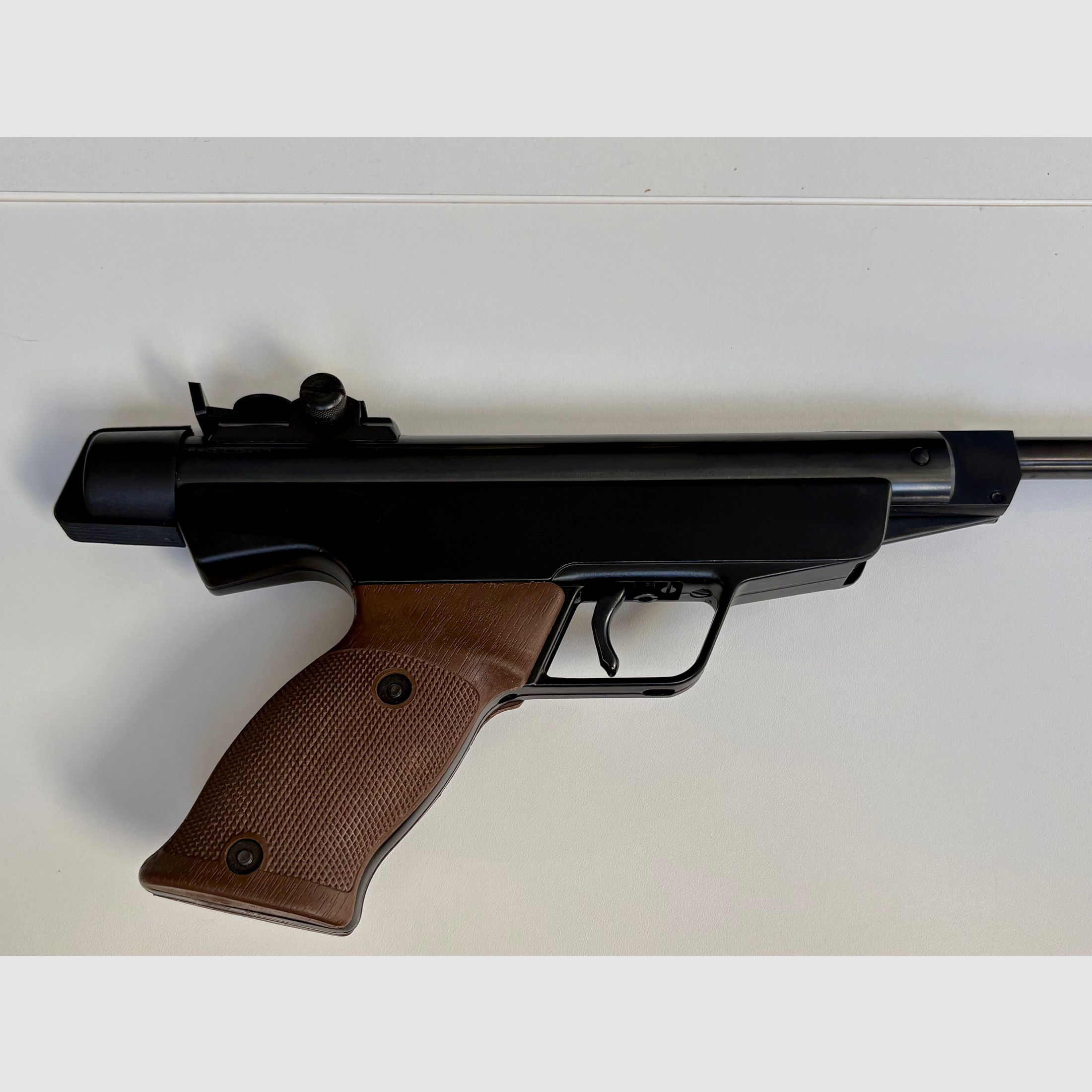 Diana 5G – Pistolet pneumatyczny. Mi F – dobry stan