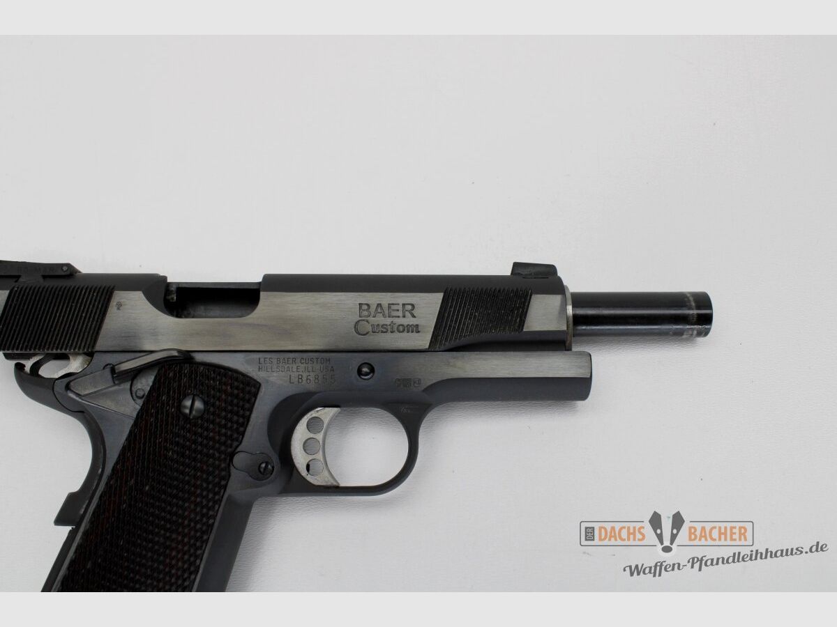 Pistole LES BAER Custom Kal. .45 ACP Bo-Mar Visier
