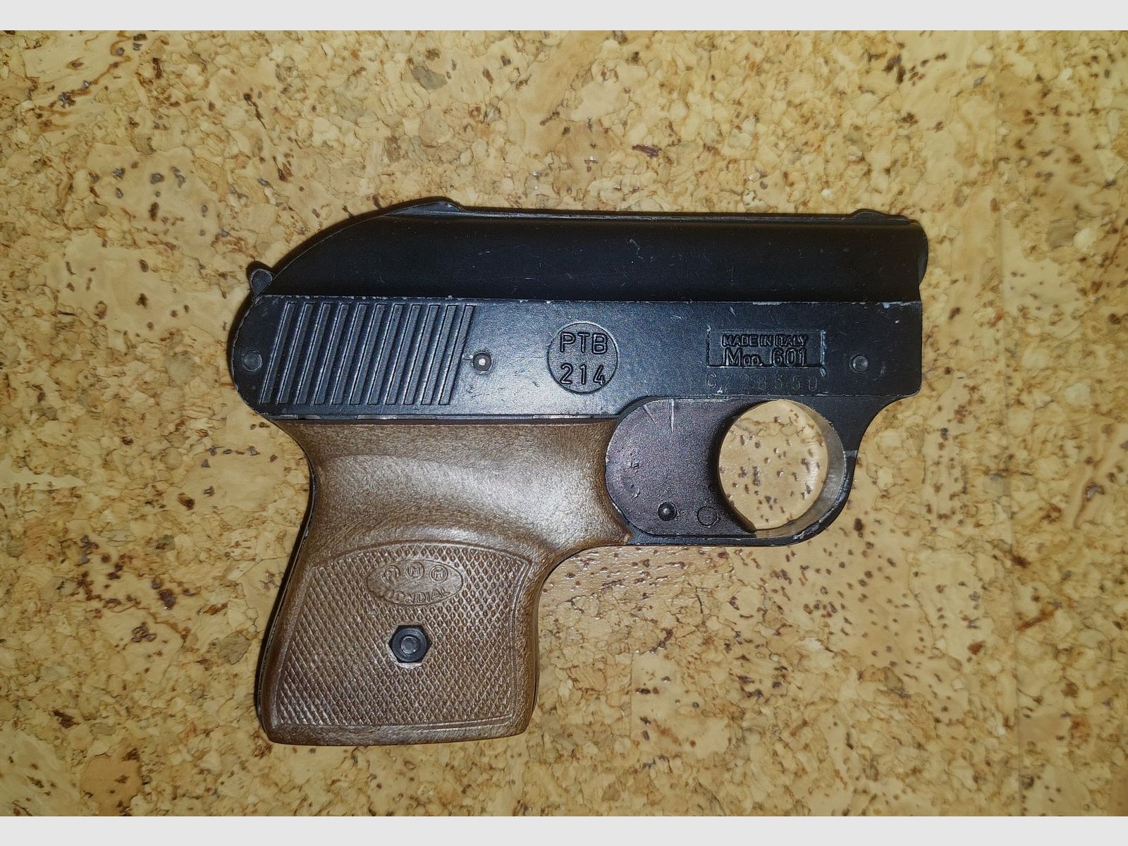RECK Mondial Protector 601 (PTB 241) Röhner PK800 RG8 RG9 pas de P99 p88 Zoraki HW94 glock Walther, image 1 sur 4