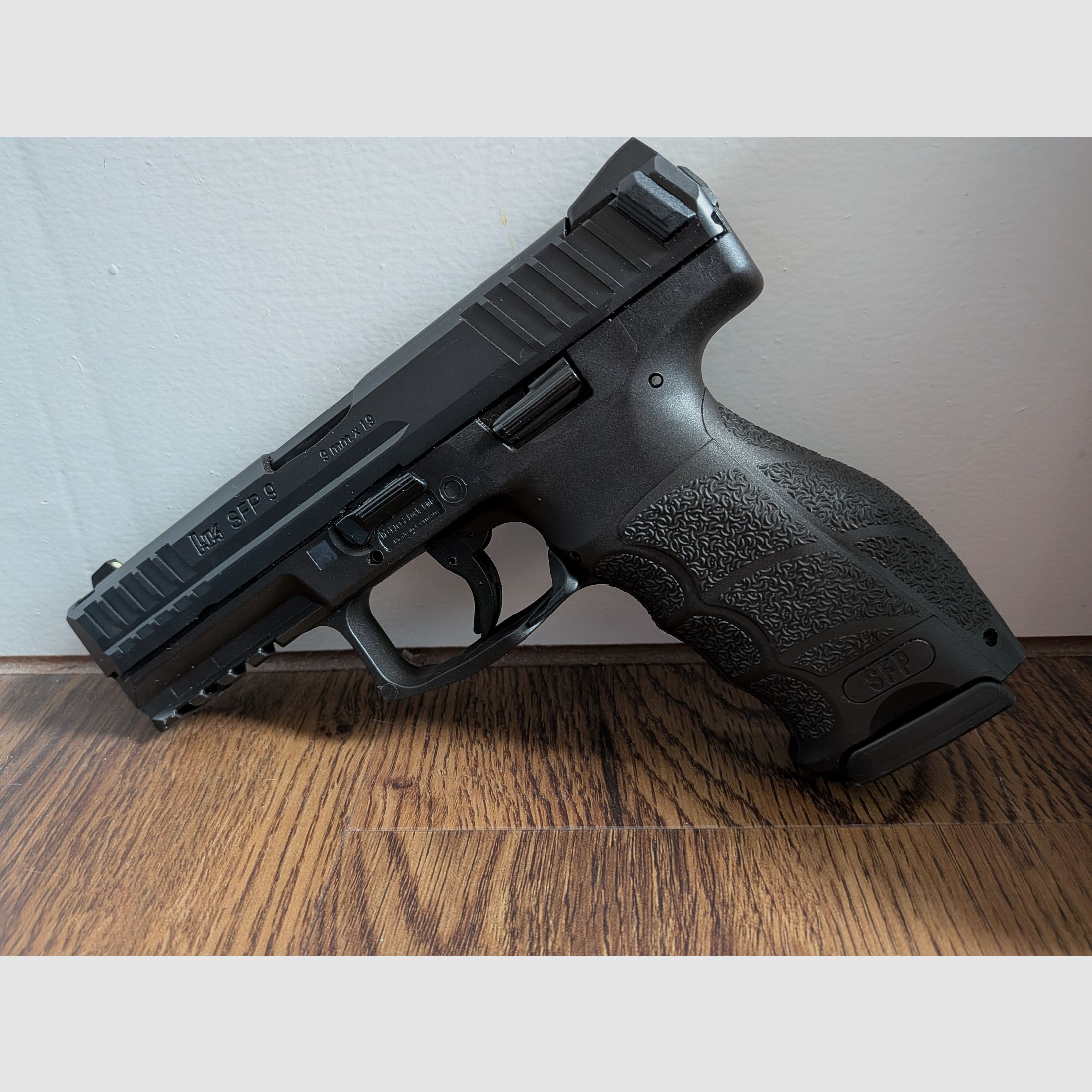 Heckler & Koch SFP9 SF 9x19mm 9mm like new, incl. 6 original magazines & accessories