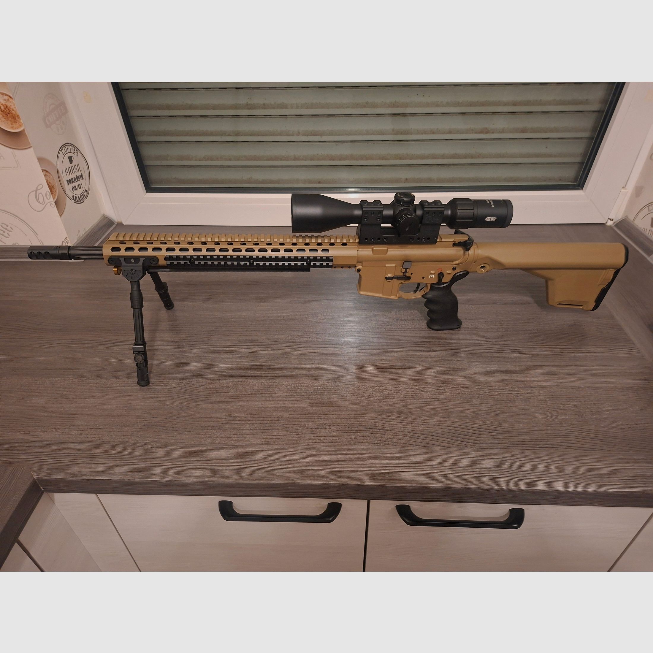 Schmeisser SP15 LMR, Geradezug Repetierer, AR15 auf Gelbe WBK,  neuwertig, RAL8000