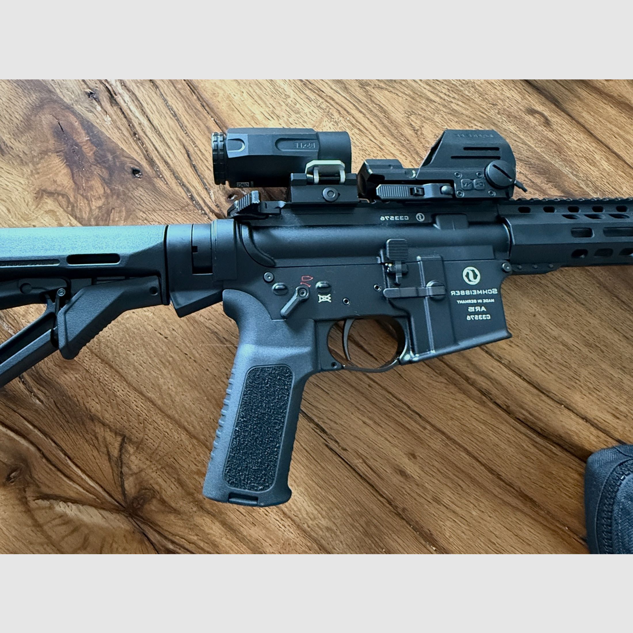 Schmeisser AR15-M5FL .223 Rem., ERATAC trigger, Magpul CTR, Falke Optik