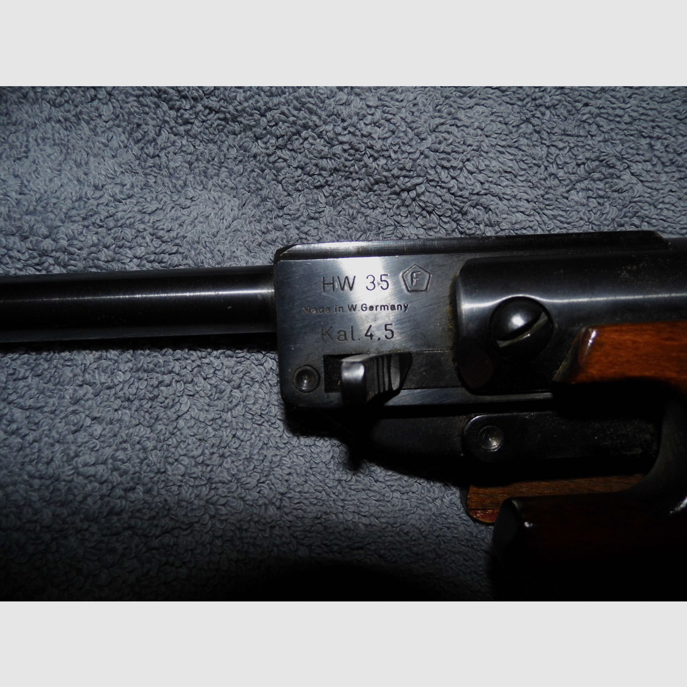 Weihrauch HW 35 Cal. 4,5 mm con mira telescópica