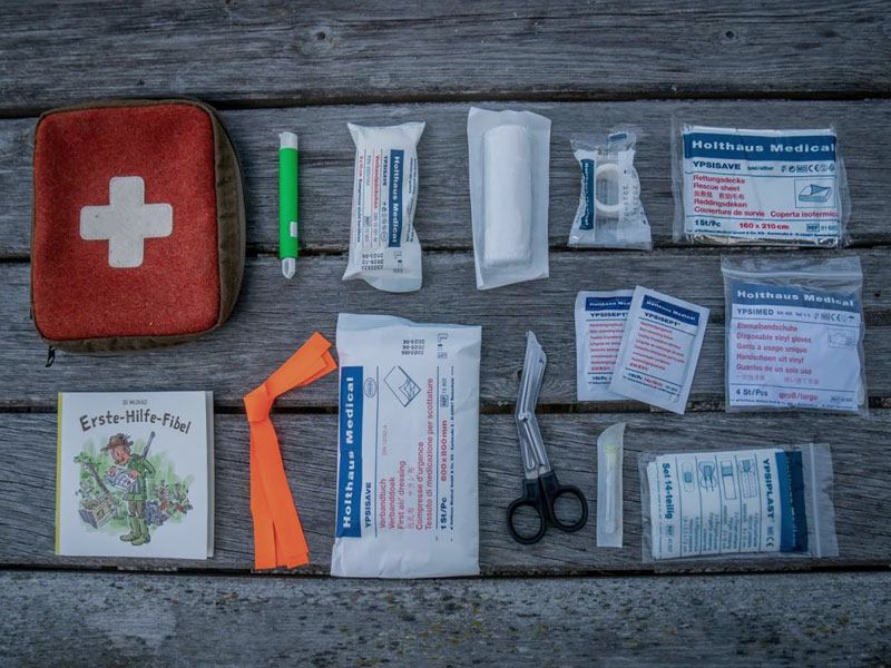 WALDKAUZ First Aid Kit "AIDgenosse"