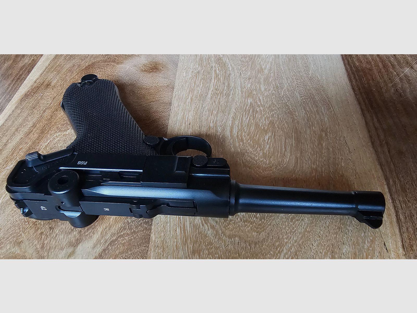Umarex CO2 Pistole  Legends P08 4,5 mm BB