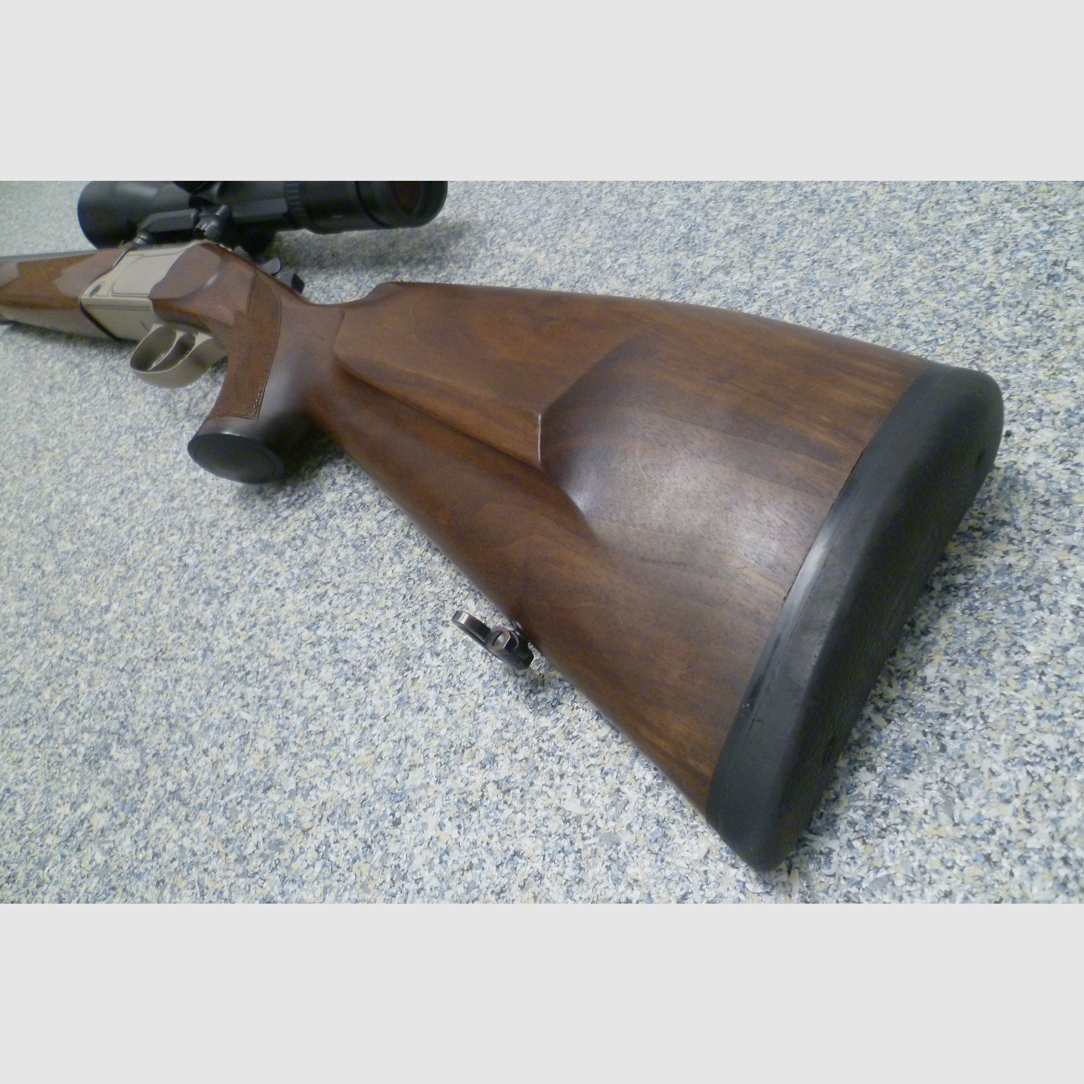 Escopeta de doble cañón Simson 20/76 y .30R Blaser con Zeiss Victoty HT