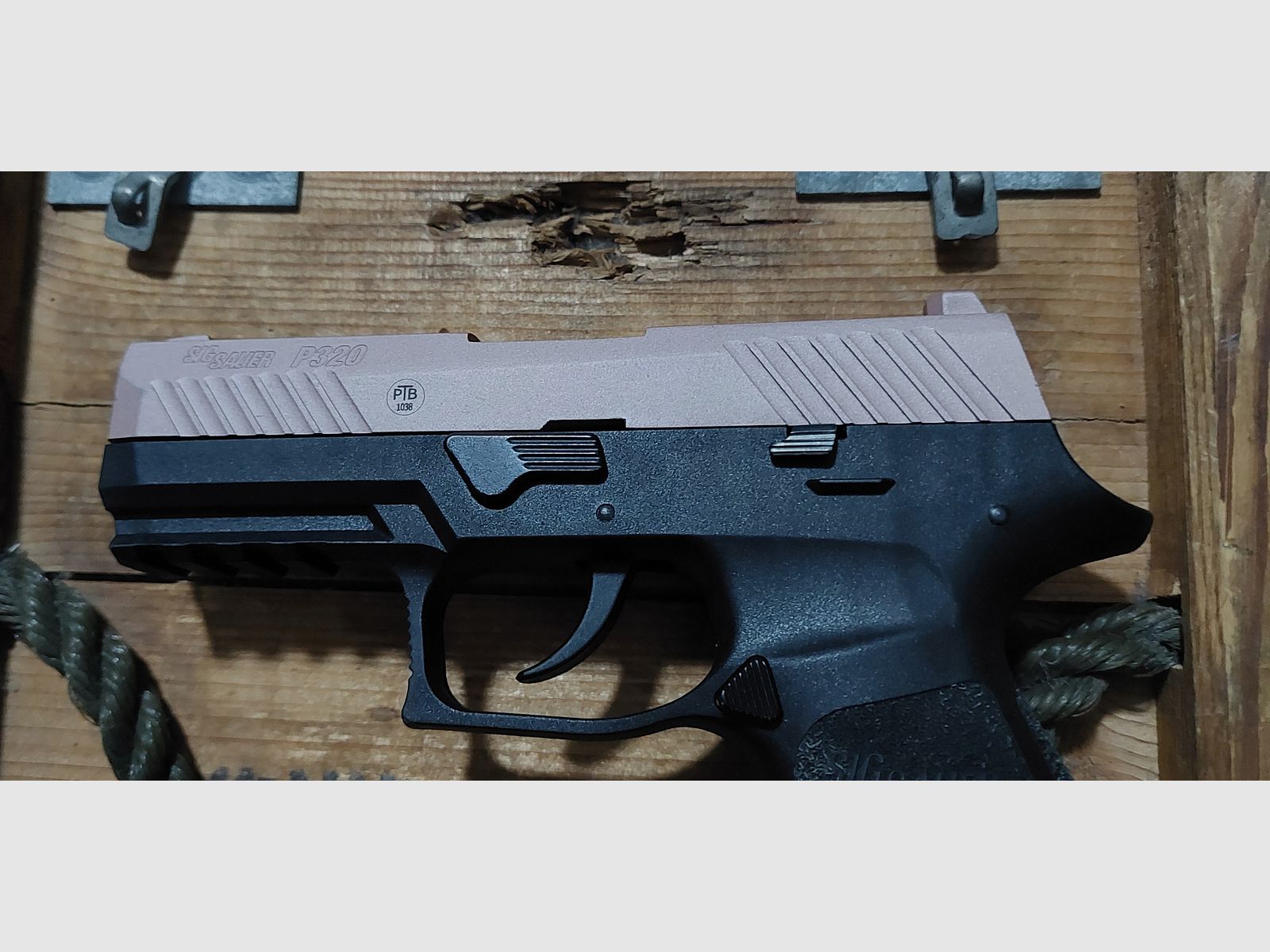 SigSauer P320 "Rosegold" 9 mm P.A.K (PTB 1038) Roségold keine Glock Walther Heckler RG