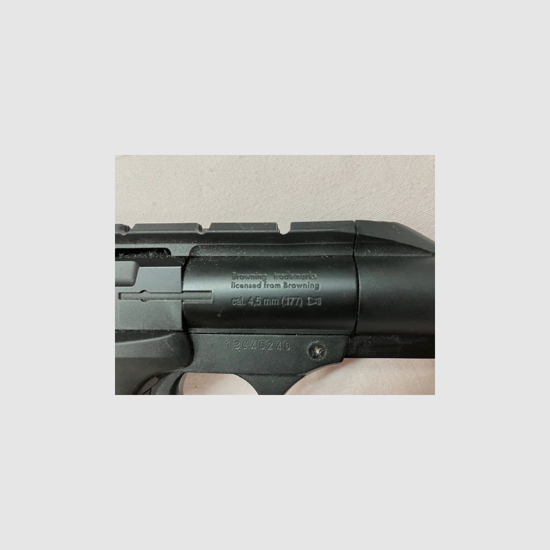  Browning Buck Mark URX 4,5 mm Luftpistole 