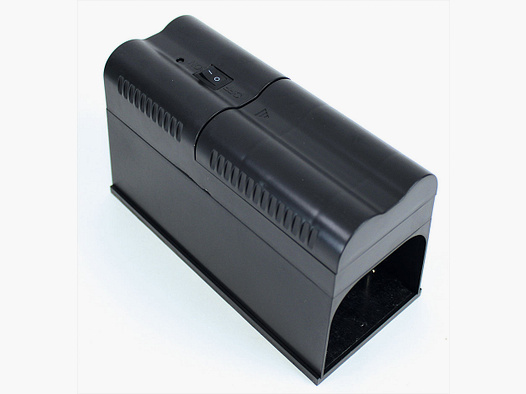Electronic rat trap