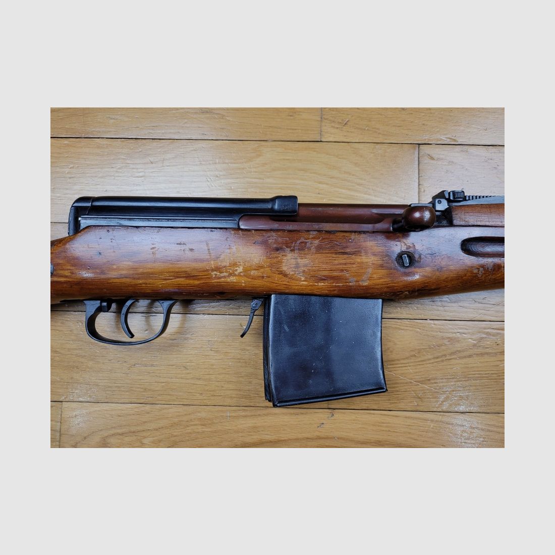 Emblématique fusil semi-automatique soviétique SVT-40 – Arsenal Tula 1941 – Mono matricule 7,62x54r – 2 chargeurs – TBE, image 20 sur 22