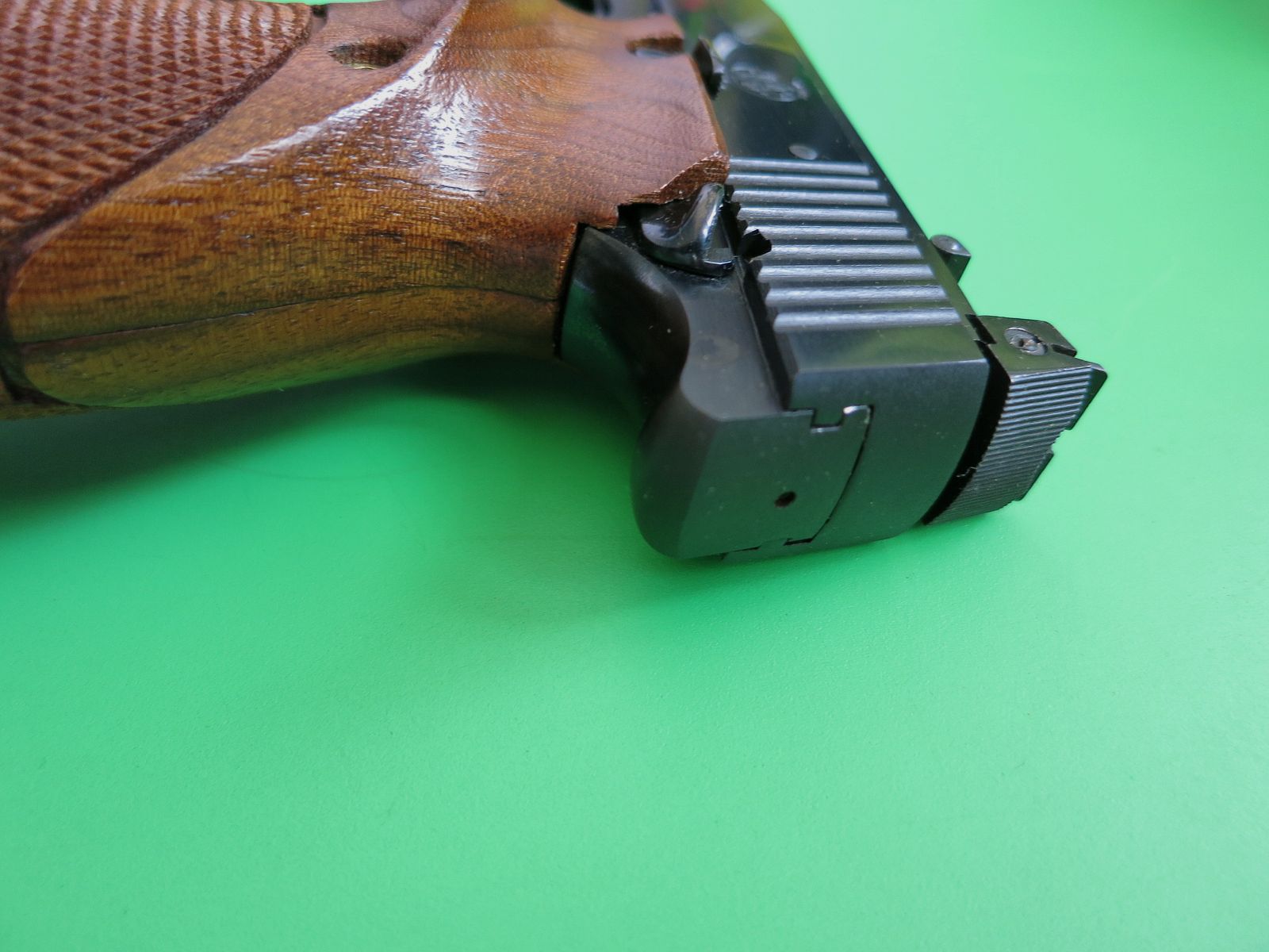 Pistola sportiva di alta gamma Smith&Wesson Mod. 41, .22 lfB, canna da 7,5" con compensatore, come nuova, assoluta rarità da collezione #40