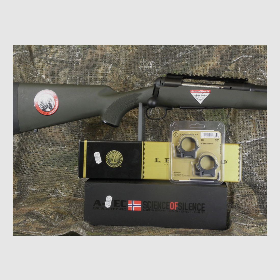 Jungjägeraanbieding-Savage 110 Hog Hunter
