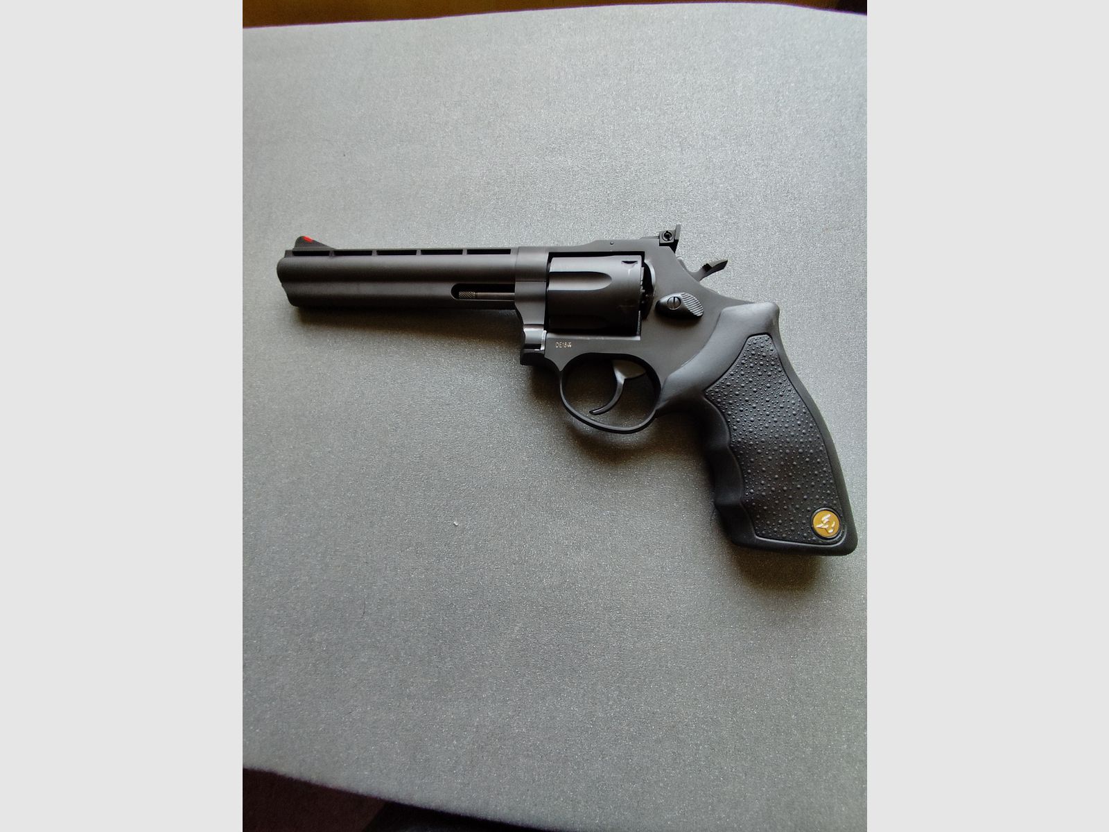Revolver